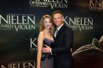 Amsterdam 22 februari 2016
Premiere Knielen op een Bed Violen in Tuschinski , Noortje Herlaar en partner Barry Atsma spelen de hoofdrol.
