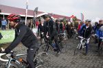 Biddinghuizen 6 maart 2016
De hollandse 100 georganiseerd door prins Bernhard jr . 10 km schaatsen en 90km fietsen .
De opbrengst gaat naar het onderzoek tegen lymphe klier kanker. Patrick Kluivert