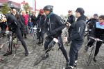 Biddinghuizen 6 maart 2016
De hollandse 100 georganiseerd door prins Bernhard jr . 10 km schaatsen en 90km fietsen .
De opbrengst gaat naar het onderzoek tegen lymphe klier kanker. Hanni Hanna met Patrick Kluivert en Simon Keizer