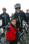 Biddinghuizen 6 maart 2016
De hollandse 100 georganiseerd door prins Bernhard jr . 10 km schaatsen en 90km fietsen .
De opbrengst gaat naar het onderzoek tegen lymphe klier kanker. Patrick Kluivert met zoon Shane
