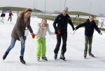Biddinghuizen 6 maart 2016
De hollandse 100 georganiseerd door prins Bernhard jr . 10 km schaatsen en 90km fietsen .
De opbrengst gaat naar het onderzoek tegen lymphe klier kanker. Prins Maurits met Prinses Marilene
