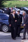 Muiden 9 juni 2001

Prins Willem Alexander en Yvonne v Gennip, Cees Wolzak, Jan Loorbach varen met de Groene Draeck. Allen zijn lid van de club van 144

Peter Smulders bv