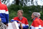 Muiden 9 juni 2001

Prins Willem Alexander en Yvonne v Gennip, Cees Wolzak, Jan Loorbach varen met de Groene Draeck. Allen zijn lid van de club van 144

Peter Smulders bv