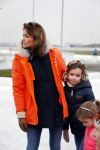 Biddinghuizen 6 maart 2016
De hollandse 100 georganiseerd door prins Bernhard jr . 10 km schaatsen en 90km fietsen .
De opbrengst gaat naar het onderzoek tegen lymphe klier kanker. Prins Floris met prinses Aimee en hun kinderen Magali en Eliane