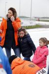 Biddinghuizen 6 maart 2016
De hollandse 100 georganiseerd door prins Bernhard jr . 10 km schaatsen en 90km fietsen .
De opbrengst gaat naar het onderzoek tegen lymphe klier kanker. Prins Floris met prinses Aimee en hun kinderen Magali en Eliane