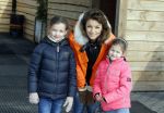 Biddinghuizen 6 maart 2016
De hollandse 100 georganiseerd door prins Bernhard jr . 10 km schaatsen en 90km fietsen .
De opbrengst gaat naar het onderzoek tegen lymphe klier kanker. Prins Floris met prinses Aimee en hun kinderen Magali en Eliane
