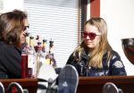 Zurs 22 februari 2016
Prinses Caroline van Monaco op wintersport met haar dochter Alexandra v Hannover.
Ik denk dat Caroline staat te praten met haar ex man Ernst van hannover. Ze slaapt in hotel Lorunser