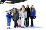 Lech, 22 Februari 2016
Wintersport koninklijk Huis met
Prinses Beatrix met kleinkinderen Prinses Amalia Prinses Alexia Prinses Ariane 
Prinses Ariane Prinses Eloise Prins Claus-Casimir  Prinses Leonore