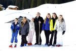 Lech, 22 Februari 2016
Wintersport koninklijk Huis met
Prinses Beatrix met kleinkinderen Prinses Amalia Prinses Alexia Prinses Ariane 
Prinses Ariane Prinses Eloise Prins Claus-Casimir  Prinses Leonore