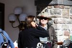 Zurs 22 februari 2016
Prinses Caroline van Monaco op wintersport met haar dochter Alexandra v Hannover.
Ik denk dat Caroline staat te praten met haar ex man Ernst van hannover. Ze slaapt in hotel Lorunser