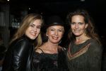 Amsterdam 11 februari 2016
Ria Valk viert haar 75e verjaardag bij Lovers. Ria met dochter en kleindochter