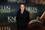 Amsterdam 22 februari 2016
Premiere Knielen op een Bed Violen in Tuschinski , Noortje Herlaar en partner Barry Atsma spelen de hoofdrol. Richard Kemper