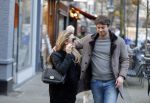 Amsterdam 12 februari 2016
Rick Brandsteder met (zijn) vriendin Anna Sophia v Zweden de ochter van Jaap v Zweden op terras en omarmd op straat
