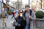 Amsterdam 12 februari 2016
Rick Brandsteder met (zijn) vriendin Anna Sophia v Zweden de ochter van Jaap v Zweden op terras en omarmd op straat