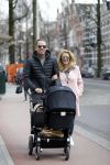 Amsterdam 5 maart 2016 
Robert Doornbos en Chantal Bles achter de kinderwagen.