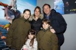 Amsterdam 14 februari 2016
Premiere Robinson Crusoe in pathe arena. Robert leroy met vrouw en kinderen