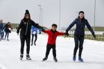 Biddinghuizen 6 maart 2016
De hollandse 100 georganiseerd door prins Bernhard jr . 10 km schaatsen en 90km fietsen .
De opbrengst gaat naar het onderzoek tegen lymphe klier kanker. Rosanna Kluivert met Monique des Bouvrie en zoon Shane