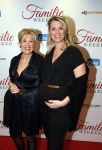 Amsterdam 16 februari 2016
Premiere Familie weekend in Tuschinski.
Sanne Heijen zwanger met moeder