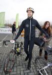 Biddinghuizen 6 maart 2016
De hollandse 100 georganiseerd door prins Bernhard jr . 10 km schaatsen en 90km fietsen .
De opbrengst gaat naar het onderzoek tegen lymphe klier kanker. Simon Keizer