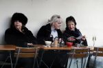 Amsterdam 5 maart 2016
Stacey Rookhuizen op terras met twee dames