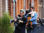 Amsterdam 5 maart 2016 
Zangerses Do Dominique v Hulst met haar man Mark en hun kinderen