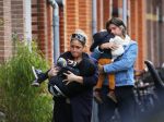 Amsterdam 5 maart 2016 
Zangerses Do Dominique v Hulst met haar man Mark en hun kinderen