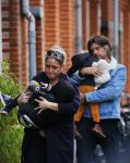 Amsterdam 5 maart 2016 
Zangerses Do Dominique v Hulst met haar man Mark en hun kinderen