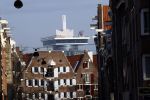 Amsterdam 15 februari 2017 
Adam toren en Eye theater aan het IJ
