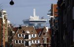 Amsterdam 15 februari 2017 
Adam toren en Eye theater aan het IJ