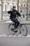 Amsterdam 3 februari 2017 
Oud bokser Alex Blanchard op de fiets