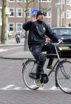 Amsterdam 3 februari 2017 
Oud bokser Alex Blanchard op de fiets