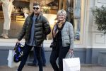 Amsterdam 14 februari 2017
Caroline Tensen aan het winkelen met zoon Bob Wisse op de pc hooftstraat