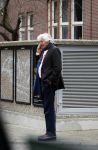 Amsterdam 16 februari 2017
Zakenman Cor v Zadelhoff bellend in amsterdam zuid