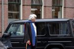 Amsterdam 16 februari 2017
Zakenman Cor v Zadelhoff bellend in amsterdam zuid