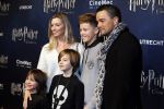 Utrecht 9 februari 2017
Exebition Harry Potter in Cinemec Utrecht. Dinand en Lucy Woesthoff met kinderen