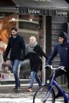 Amsterdam 12 februari 2017
Eva Jinek met haar vriend Dexter v d Voorn in amsterdam zuid.