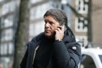 Amsterdam 3 februari 2017 
Frank masmeijer bellend op straat