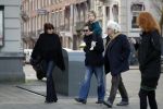 Amsterdam 15 december 2017
Hans Teeuwen en zijn vriendin Eva met  dochter Nika.