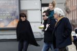 Amsterdam 15 december 2017
Hans Teeuwen en zijn vriendin Eva met  dochter Nika.