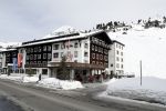 Lech zurs 26 februari 2017
Diverse plekken waar de koninklijke familie regelmatig komt / kwam of verblijft. Hotel Lorunser. Hier kwam Koning Willem Alexander al met Emily Bremers