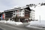 Lech zurs 26 februari 2017
Diverse plekken waar de koninklijke familie regelmatig komt / kwam of verblijft. Hotel Lorunser. Hier kwam Koning Willem Alexander al met Emily Bremers