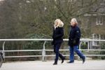 Amsterdam 9 februari 2017
Jan en Babette Cremer op straat in amsterdam zuid