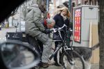 Amsterdam 9 februari 2017
Jan en Babette Cremer op straat in amsterdam zuid