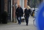Amsterdam 9 februari 2017
Jan en Babette Cremer op straat in amsterdam zuid
