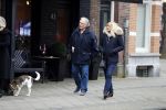 Amsterdam 9 februari 2017
Jan en Babette Cremer op straat in amsterdam zuid