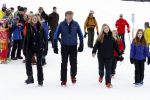Lech 27 februari 2017
Fotouurtje van de koninklijke familie in Oberlech. Dit jaar waren alleen Koning Willem Alexander Koningin Maxima en de prinsesjes Amalia Ariane en Alexia aanwezig.