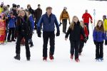 Lech 27 februari 2017
Fotouurtje van de koninklijke familie in Oberlech. Dit jaar waren alleen Koning Willem Alexander Koningin Maxima en de prinsesjes Amalia Ariane en Alexia aanwezig.