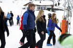 Lech 27 februari 2017
Fotouurtje van de koninklijke familie in Oberlech. Dit jaar waren alleen Koning Willem Alexander Koningin Maxima en de prinsesjes Amalia Ariane en Alexia aanwezig.