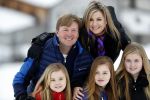 Lech 27 februari 2017
Fotouurtje van de koninklijke familie in Oberlech. Dit jaar waren alleen Koning Willem Alexander Koningin Maxima en de prinsesjes Amalia Ariane en Alexia aanwezig.