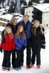 Lech 27 februari 2017
Fotouurtje van de koninklijke familie in Oberlech. Dit jaar waren alleen Koning Willem Alexander Koningin Maxima en de prinsesjes Amalia Ariane en Alexia aanwezig.